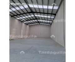 ALQUILER NAVE EN 1º LÍNEA DE VÍA PRINCIPAL, EN EL POLÍGONO LOS VILLARES.