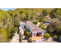 Finca rustica de 3 dormitorios en venta en Lliber. Costa Blanca.