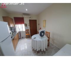 Apartamento junto Avenida Medina Azahara amueblado y con ascensor