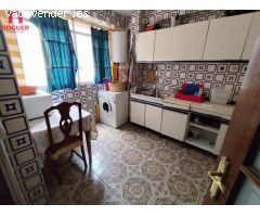PISO EN VENTA EN CALLE UBEDA CON ASCENSOR