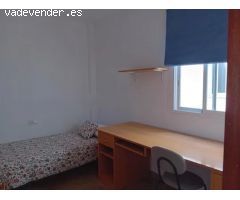 !!! ESTUDIANTES CURSO 2025 /2026 !!!  PISO JUNTO A LOS JARDINES DE LOS PATOS Y ZONA CENTRO