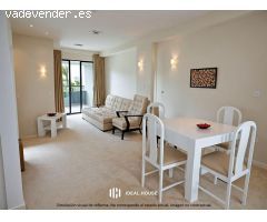 Apartamento con 3 Dormitorios y Plaza de Garaje a Solo 20 Metros de la Playa de Los Locos