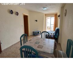 Apartamento con 3 Dormitorios y Plaza de Garaje a Solo 20 Metros de la Playa de Los Locos