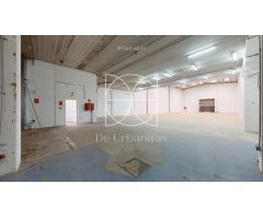 Nave industrial en Alquiler en Madrid de las Caderechas, Madrid
