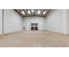 Nave industrial en Alquiler en Madrid de las Caderechas, Madrid