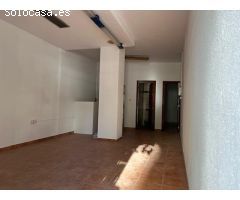 Alquiler de local comercial en el centro , próximo a la plaza circular