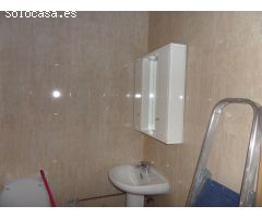 Venta  de local comercial en Vistalegre
