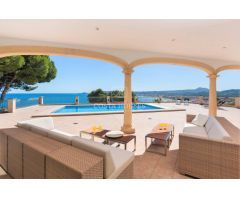 VILLA ANTIBES - UNA OBRA MAESTRA DE LA ARQUITECTURA CLASICA CON VISTAS AL MAR MEDITERRANEO EN JÁVEA