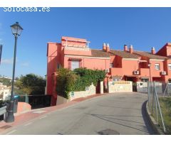 Casa adosada - Urb. Torreblanca