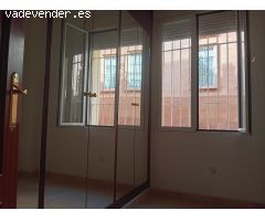 PISO EN VENTA EN TRIANA JUNTO A PLAZA CUBA