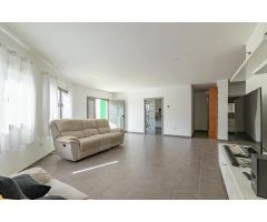 CHALET EN VENTA EN VECINDARIO