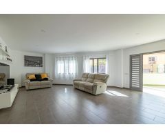 CHALET EN VENTA EN VECINDARIO