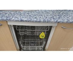 SE ALQUILA PRECIOSO PISO 2 DORMITORIOS PISCINA y GARAJE