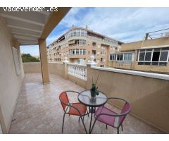 ???? Ático con gran terraza y vistas al parque en Torrevieja