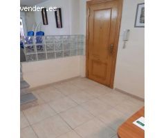 REF. 109 – Local Comercial a 200m de la Playa del Cura – Torrevieja