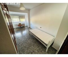 Se alquilo piso  en Burjassot