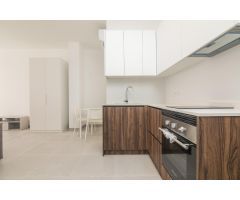 ¿CANSADO DE BUSCAR VIVIENDA DE ALQUILER Y SOLO ENCONTRAR VIVIENDAS ANTIGUAS Y CON MUEBLES VIEJOS?