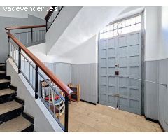 CASA SEÑORIAL DOS PLANTAS EN CASCO HISTÓRICO