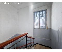 CASA SEÑORIAL DOS PLANTAS EN CASCO HISTÓRICO