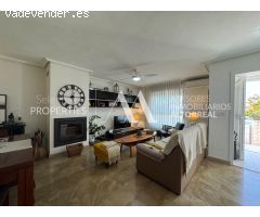 SE VENDE ADOSADO CENTRICO EN ALTORREAL CIN BUHARDILLA