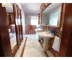 Se Vende Chalet tipo Palacete Francés Seminuevo en Sierrilla Sector 1 de Cáceres,