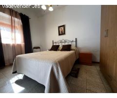 CASA EN LOS BARRIOS CENTRO ¡OPORTUNIDAD UNICA!