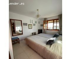 CASA CON VISTAS A LA ALHAMBRA ÚNICA EN LA ZONA , APROVÉCHATE !!