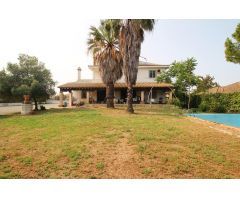 CHALET DE 6 DORMITORIOS EN MONTEALTO