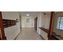 PISO DE 5 DORMITORIOS EN ZONA CENTRO