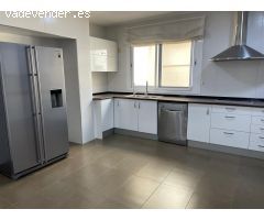 PISO DE 225 M2 EN PLENO CENTRO, TERRAZA SOLARIUM Y PLAZA DE GARAJE OPCIONAL