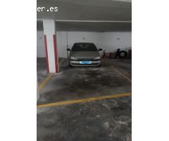 Estupenda y amplia plaza de garaje en alquiler para coche y moto en Avenida Reina Victoria de Cartag