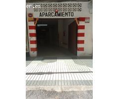Estupenda y amplia plaza de garaje en alquiler para coche y moto en Avenida Reina Victoria de Cartag