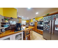 Encantadora casa pareada en El Coto, Las Lagunas de Mijas – perfecta para familias