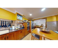Encantadora casa pareada en El Coto, Las Lagunas de Mijas – perfecta para familias