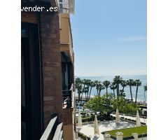 Espacioso piso junto a Paseo Marítimo 