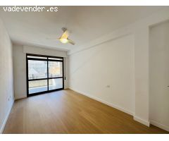 Espacioso piso junto a Paseo Marítimo 