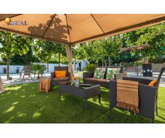 Genuina casa en venta en La Zubia (Granada)