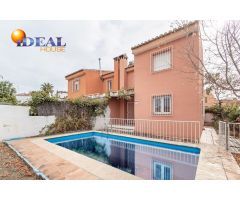 CASA CON PISCINA Y PARCELA EN JUN