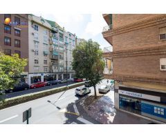 * Amplio piso en Camino de Ronda – Granada capital