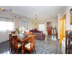 CASA EN EL CENTRO DE GABIA