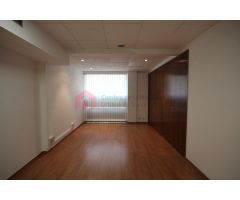 Oficinas 440m2 ideal para academia con entrada independiente a la de la comunidad de vecinos.