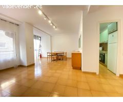 Vivienda céntrica en Raval Roig con vistas al mar y al Castillo de Santa Bárbara