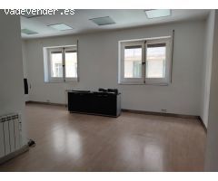 Se alquila Oficina en el centro de Granada