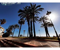 ¡Descubre Tu Nuevo Hogar en Primera Línea de Playa en Villaricos, Almería!
