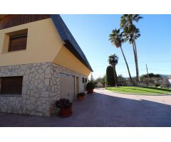 Impresionante chalet de lujo en Salinetas.