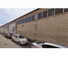 CONJUNTO DE NAVES EN SUELO URBANO RESIDENCIAL