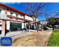 ???? ¡LOCAL COMERCIAL EN ALQUILER! UBICACIÓN ESTRATÉGICA EN ESQUINA – 220 m² EN DOS PLANTAS + TERRAZ
