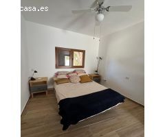 Chalet + estudio en Las Marinas
