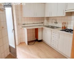 Grupo la Noria Vende Piso de 3 dormitorios, 1 baño y ascensor. Zona Franciscanos.