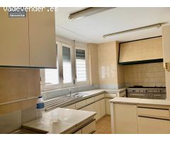 Grupo la Noria VENDE amplio piso para reformar. Zona CENTRO-ALTOZANO.